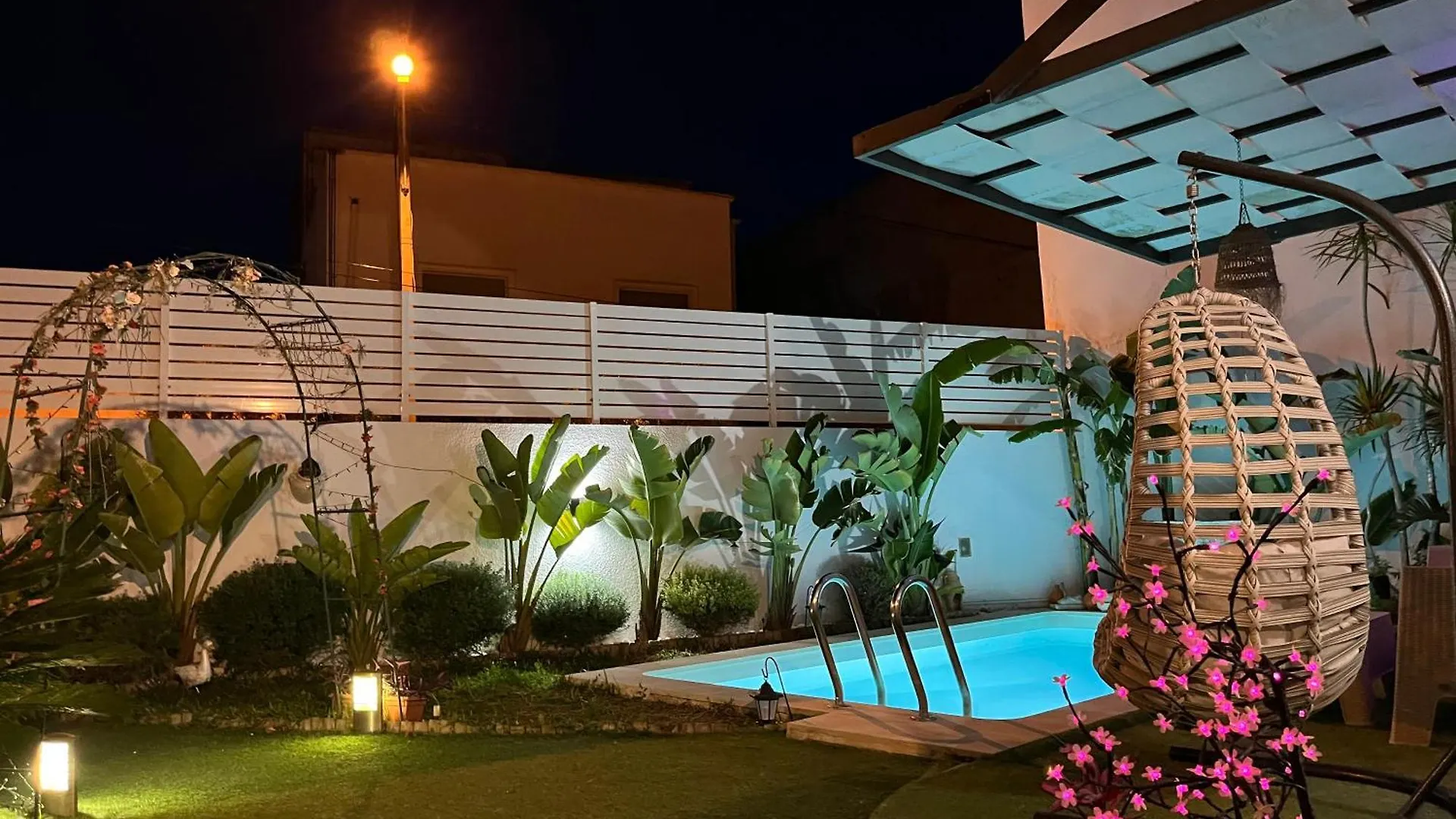 Villa Charmante Piscine Privee Et Haut Standing Gammarth