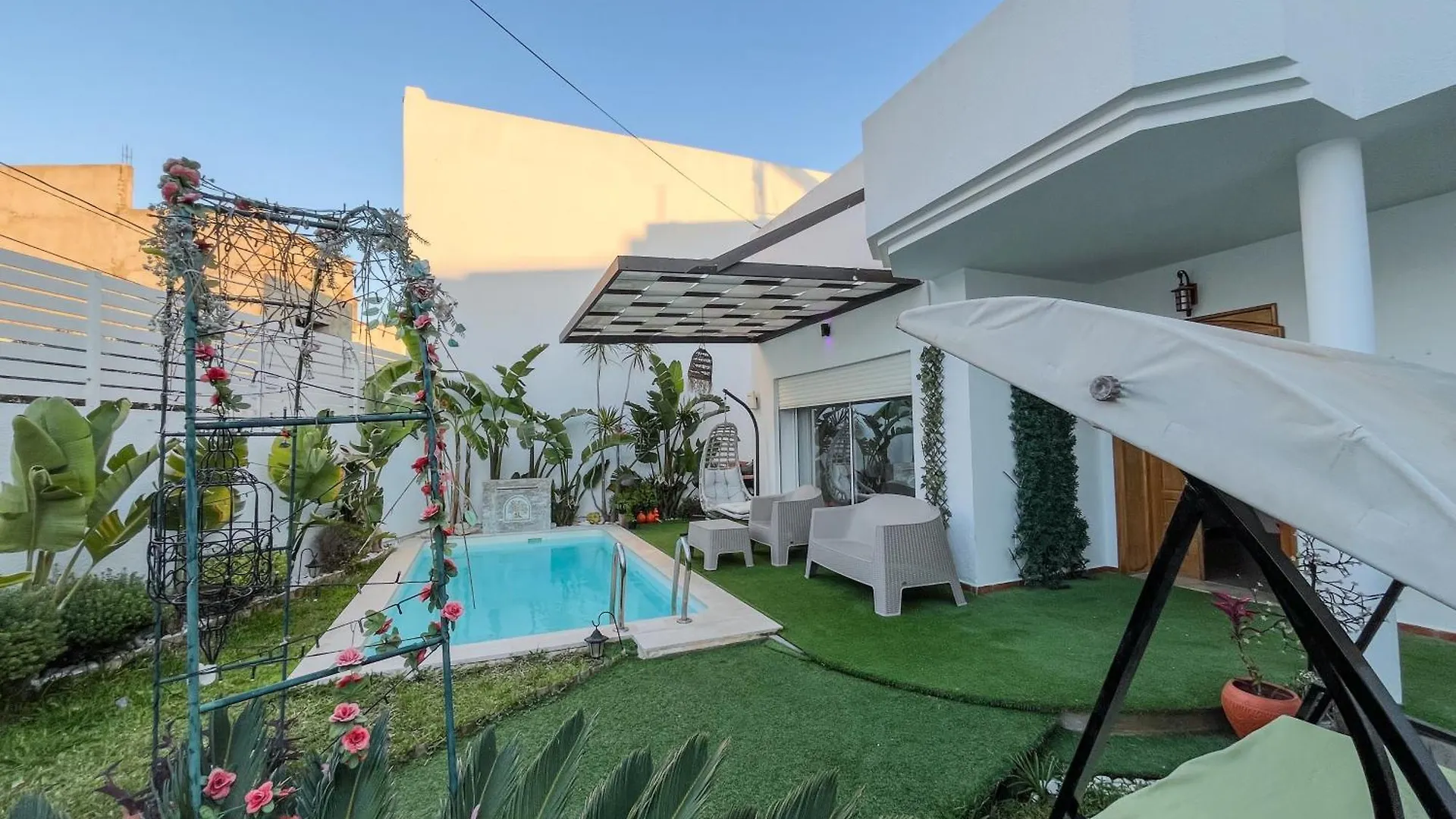 Villa Charmante Piscine Privee Et Haut Standing Gammarth